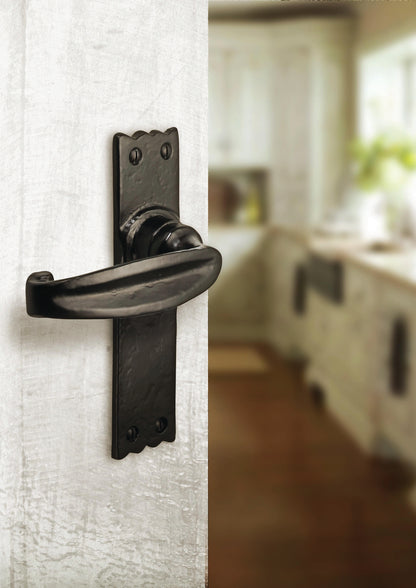 158mm x 38mm No.4005 Old Hill Ironworks Charlbury Suite Lever Latch Handles